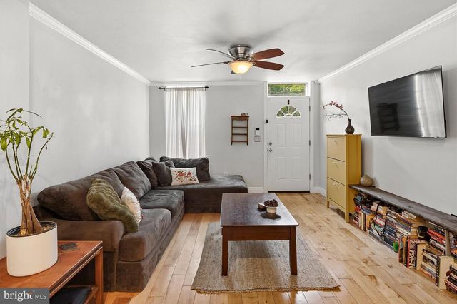 121 W HAMBURG ST, Baltimore, MD 21230