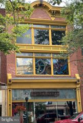 19 N HANOVER ST, Carlisle, PA 17013