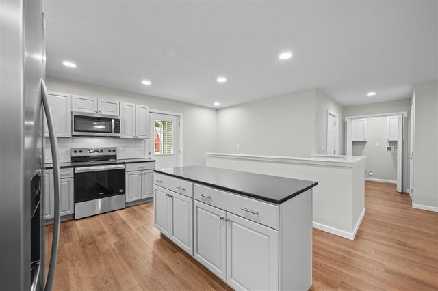 584 1st Court, Niles, MI 49120
