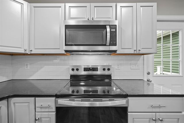 584 1st Court, Niles, MI 49120