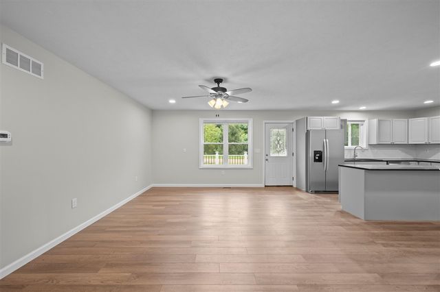 584 1st Court, Niles, MI 49120