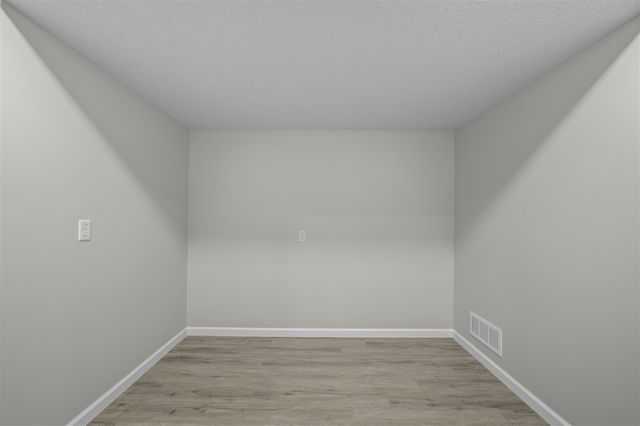 584 1st Court, Niles, MI 49120
