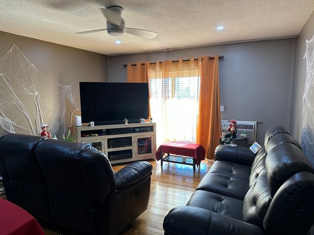 114 Nahant St. 14, Lynn, MA 01902