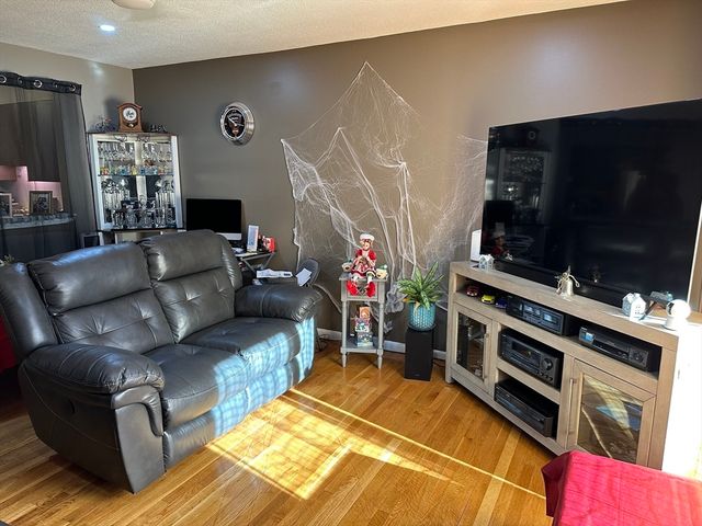 114 Nahant St. 14, Lynn, MA 01902