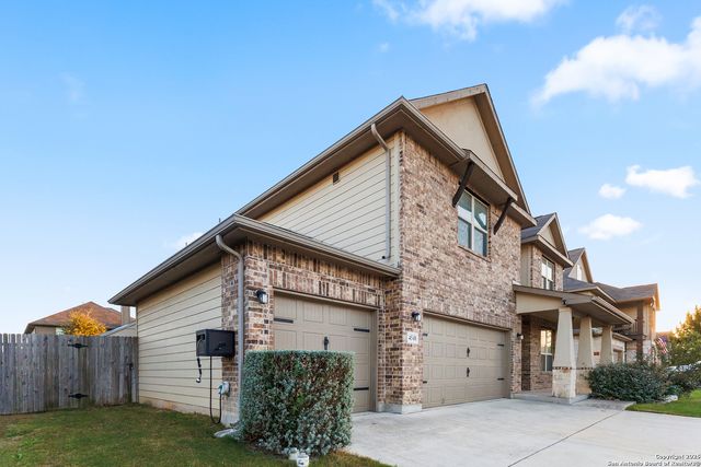 4548 Meadow Green, Schertz, TX 78108