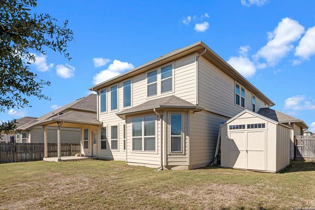 4548 Meadow Green, Schertz, TX 78108