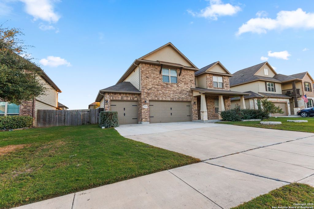 4548 Meadow Green, Schertz, TX 78108