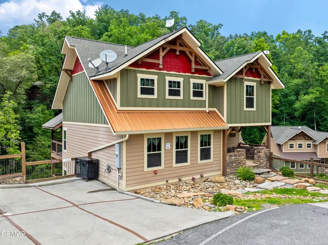 1123 Anastasia Way, Gatlinburg, TN 37738