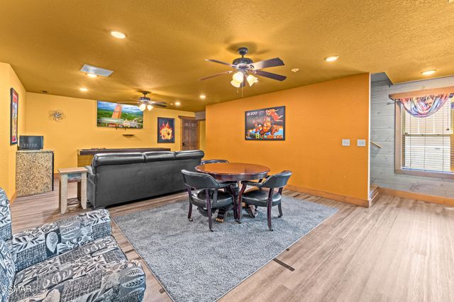 1123 Anastasia Way, Gatlinburg, TN 37738