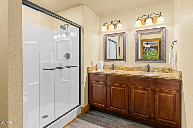 1123 Anastasia Way, Gatlinburg, TN 37738