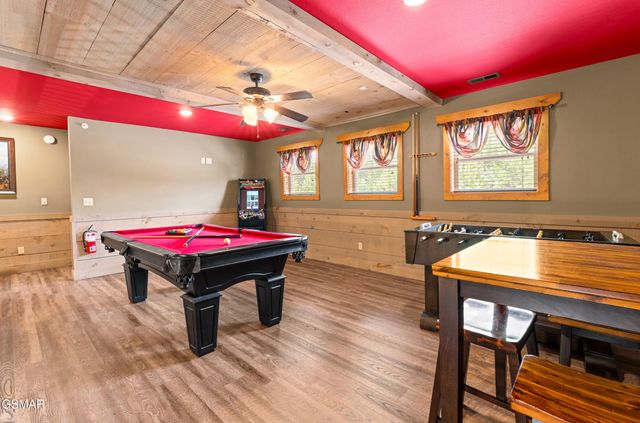 1123 Anastasia Way, Gatlinburg, TN 37738