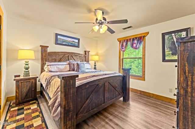 1123 Anastasia Way, Gatlinburg, TN 37738