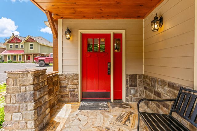 1123 Anastasia Way, Gatlinburg, TN 37738