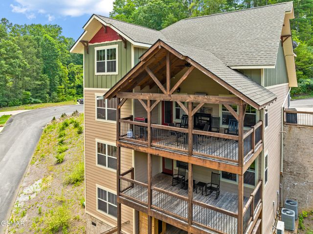 1123 Anastasia Way, Gatlinburg, TN 37738
