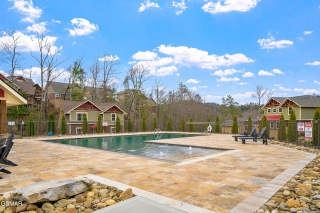 1123 Anastasia Way, Gatlinburg, TN 37738