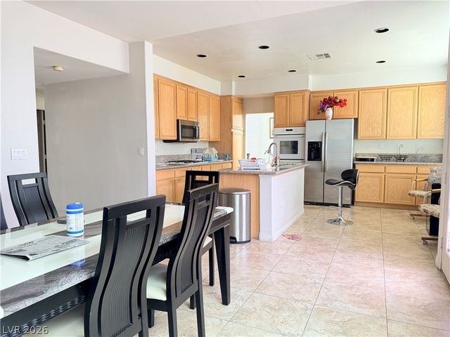 8458 Lambert Drive, Las Vegas, NV 89147
