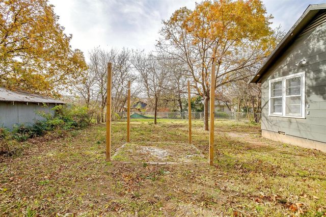 898 N Neblett Street, Stephenville, TX 76401