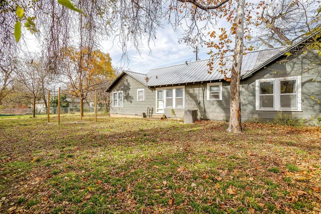 898 N Neblett Street, Stephenville, TX 76401