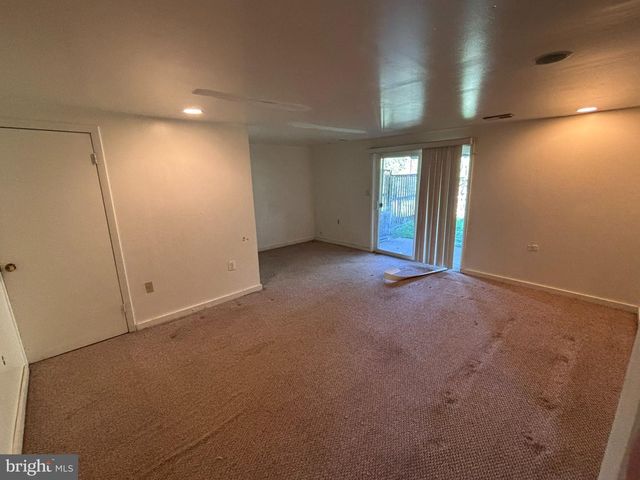 1207 KNOLL MIST LN, Gaithersburg, MD 20879