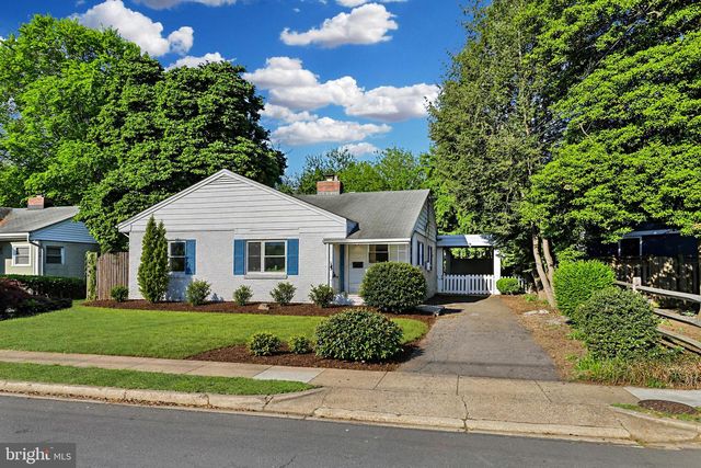 312 S FENWICK ST, Arlington, VA 22204