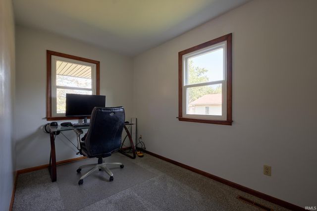 5862 N 50 East, Kokomo, IN 46901