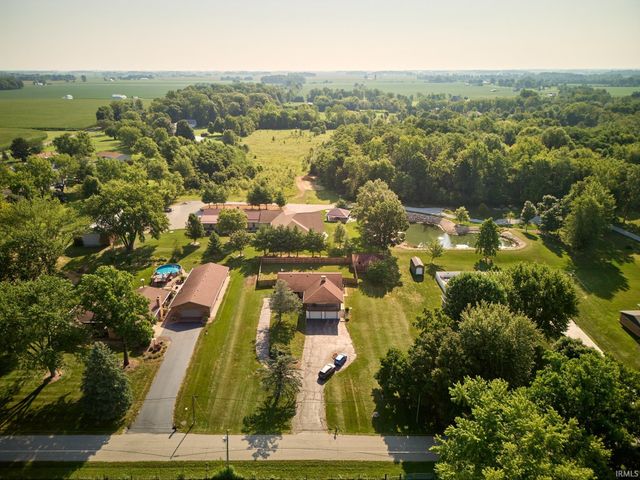 5862 N 50 East, Kokomo, IN 46901