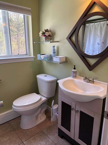 28 Doe Farm Lane, Newmarket, NH 03857
