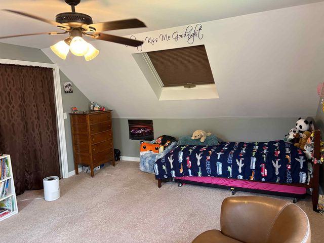 28 Doe Farm Lane, Newmarket, NH 03857