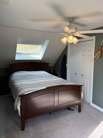 28 Doe Farm Lane, Newmarket, NH 03857