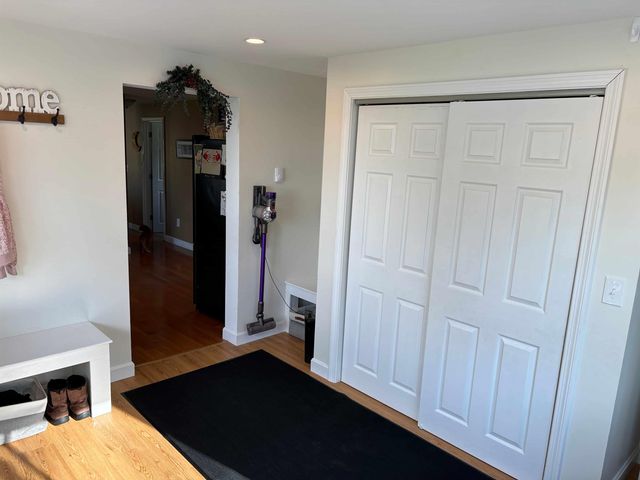 28 Doe Farm Lane, Newmarket, NH 03857