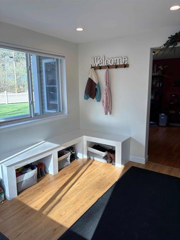 28 Doe Farm Lane, Newmarket, NH 03857