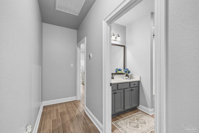 2129 Eagles Ridge Cv, Cantonment, FL 32533