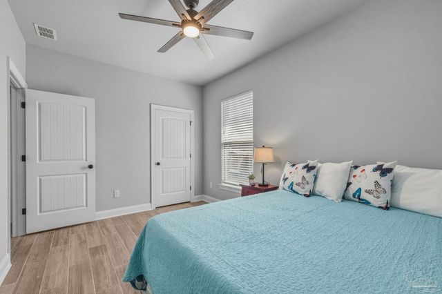 2129 Eagles Ridge Cv, Cantonment, FL 32533