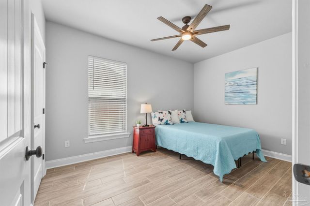 2129 Eagles Ridge Cv, Cantonment, FL 32533