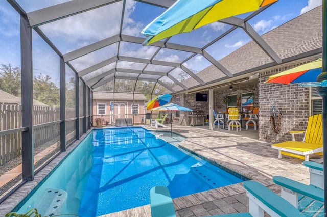 2129 Eagles Ridge Cv, Cantonment, FL 32533