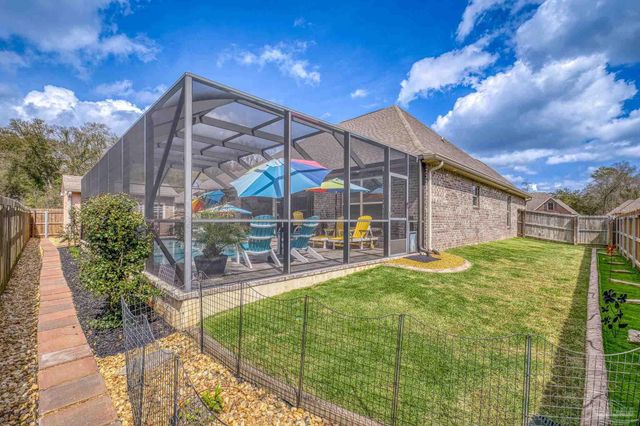 2129 Eagles Ridge Cv, Cantonment, FL 32533