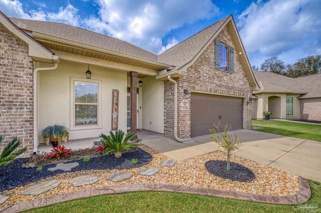 2129 Eagles Ridge Cv, Cantonment, FL 32533