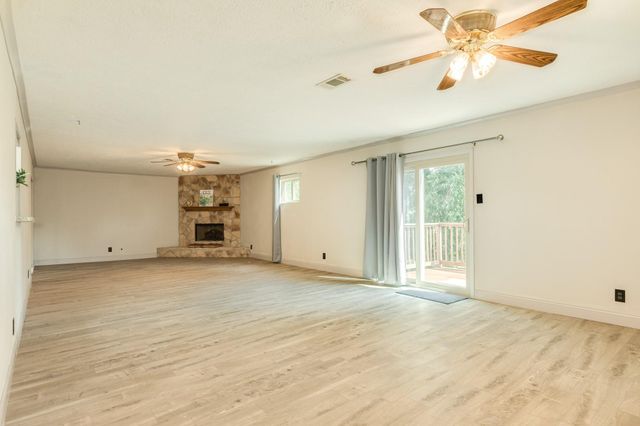 616 Bel Road, Kemah, TX 77565