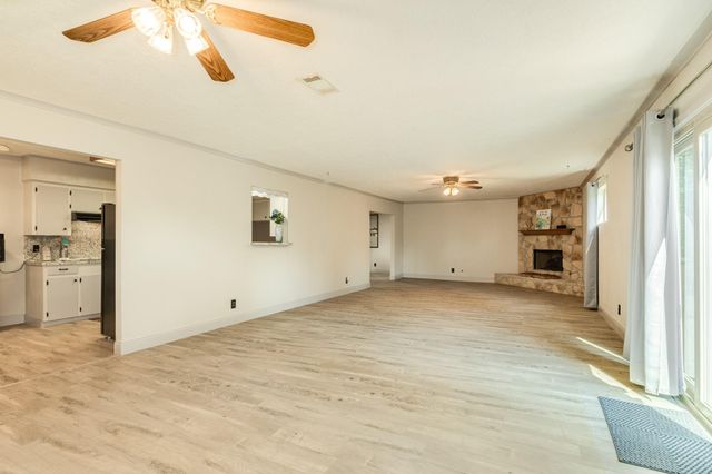 616 Bel Road, Kemah, TX 77565