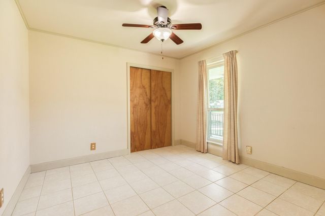 616 Bel Road, Kemah, TX 77565
