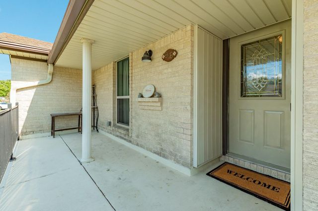 616 Bel Road, Kemah, TX 77565