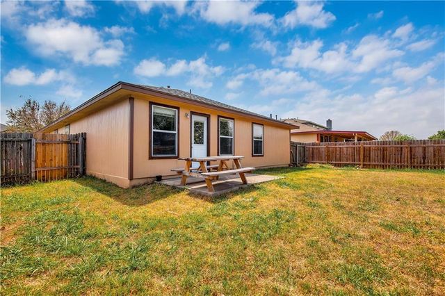 109 Brooke ST, Hutto, TX 78634