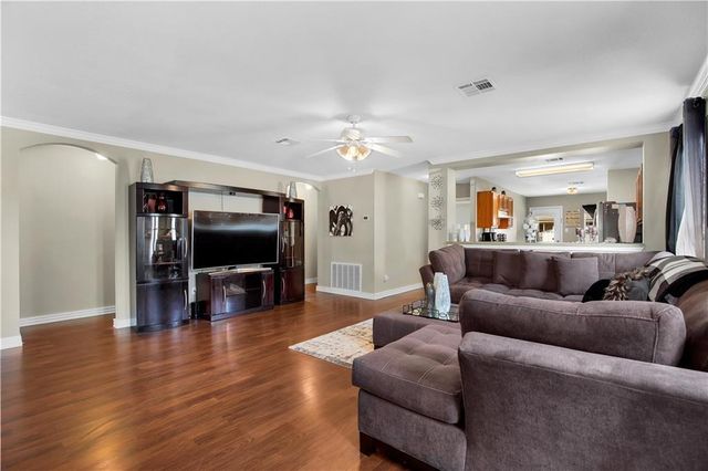 109 Brooke ST, Hutto, TX 78634