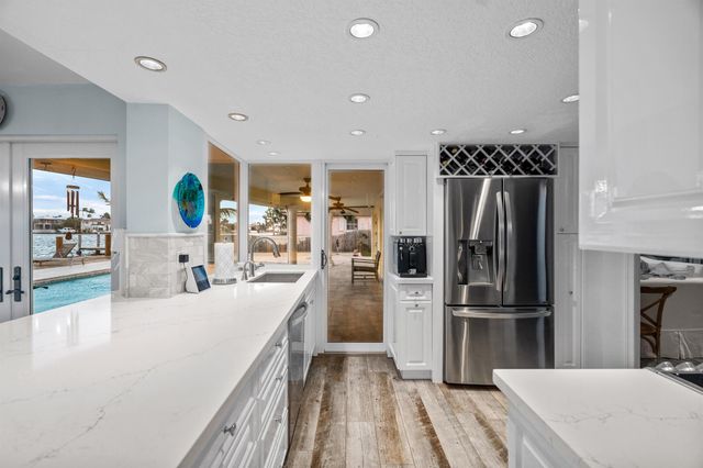 844 East Drive, Boynton Beach, FL 33435