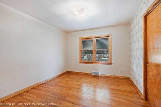 815 N Ellsworth Street, Naperville, IL 60563