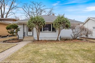 815 N Ellsworth Street, Naperville, IL 60563