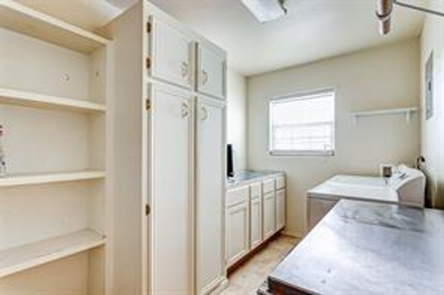 1331 Bay Drive, Crystal Beach, TX 77650