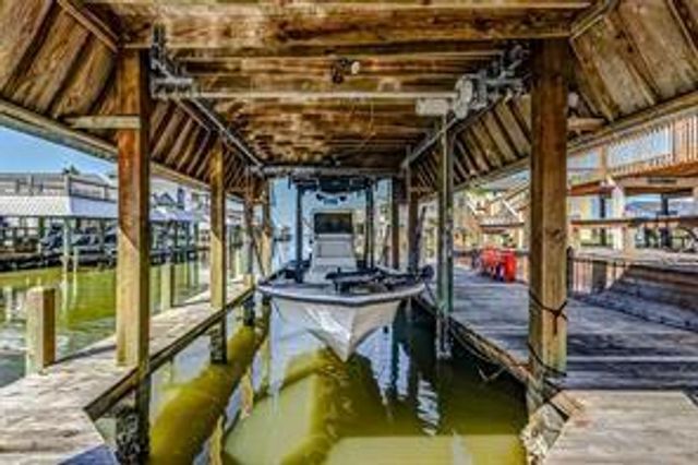 1331 Bay Drive, Crystal Beach, TX 77650