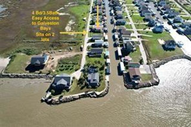 1331 Bay Drive, Crystal Beach, TX 77650