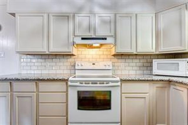 1331 Bay Drive, Crystal Beach, TX 77650